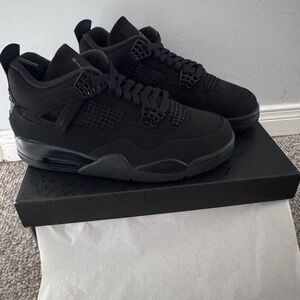 Jordan Black Sneakers